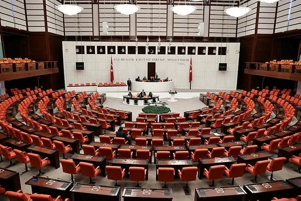 4. Yargı Paketi Meclis'te! 4 kanunda değişiklik! AK Parti'den flaş açıklama-5