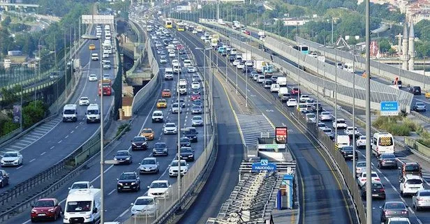 Hafta sonu kısıtlaması sonrası İstanbul’da trafik yoğunluğu | İstanbul yol durumu