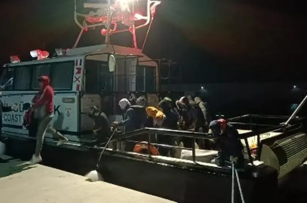 Muğla açıklarında 42 göçmen kurtarıldı