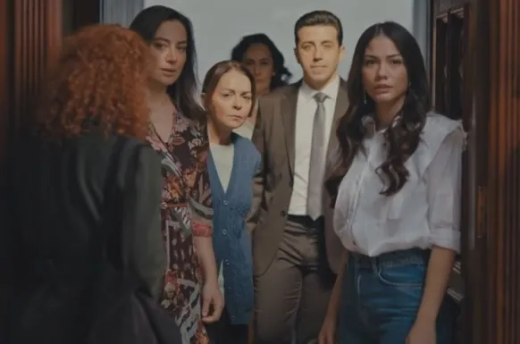 dogdugun-ev-kaderindir-dizisinden-bomba-haber-zeynep-cevabi-yapistirdi-evlenecegim-adam-1615318492298.jpg