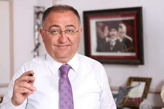 CHP'li Vefa Salman gitti, sürgüne yolladığı memur Mustafa Özkaynar geri döndü