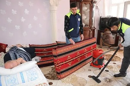 Mardin Belediyesi'nden evlere temizlik hizmeti-1