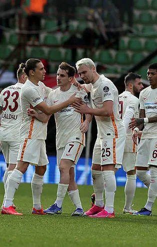 Galatasaray'da kara tablo! Gelişim diye gelenlerin hepsi geriye gitti