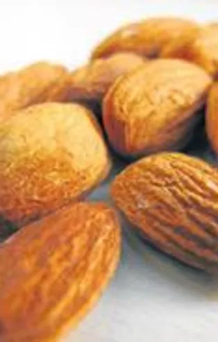 Sedefin ilacı badem