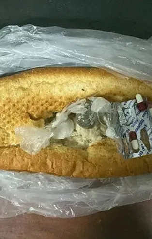 Adana'da uyuşturucu operasyonu! Ekmeğin içine gizlemişler