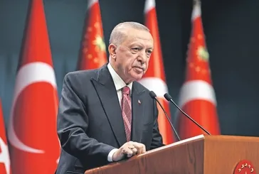 Başkan Erdoğan, kabine toplantısının ardından emeklilere müjdeyi verdi. Emekliye 5 bin TL