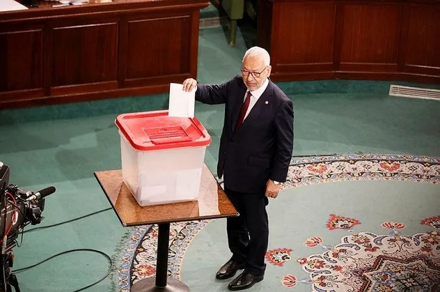 Tunus'un yeni Meclis Başkanı Gannuşi oldu