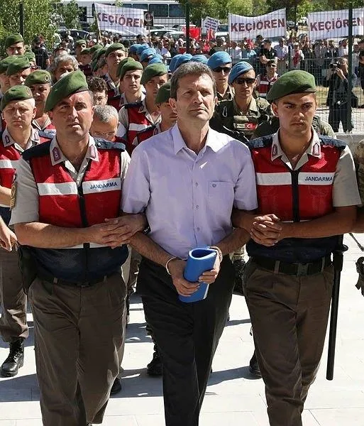 FETÖ'cü hainlerin yargılandığı 289 davadan 288’i karara bağlandı! Bir daha gün yüzü görmeyecekler-9
