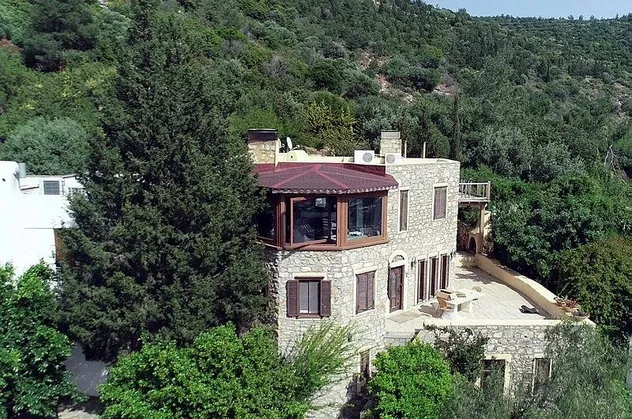 Son dakika: Firari Can Dündar'ın kaçak villasına 148 bin 144 lira ceza kesildi
