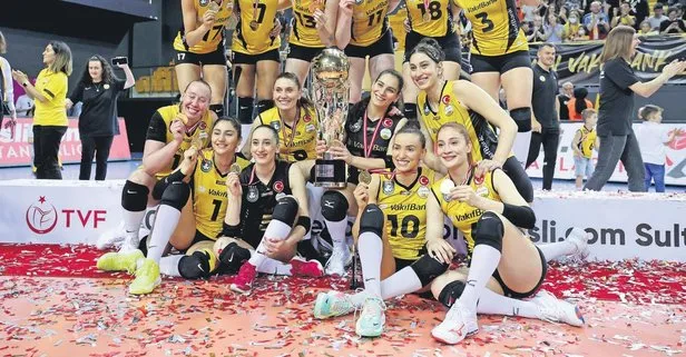 Fenerbahçe’yi deviren Vakıfbank Sultanlar Ligi’nde şampiyon oldu