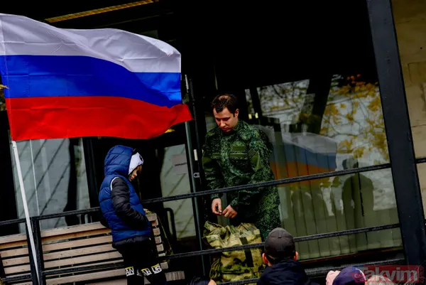 Ukrayna'dan Putin'i kızdıracak açıklama: O bölgeler geri alındı! Rusya'dan flaş hamle! 200 bini aşkın kişi silah altında - 21