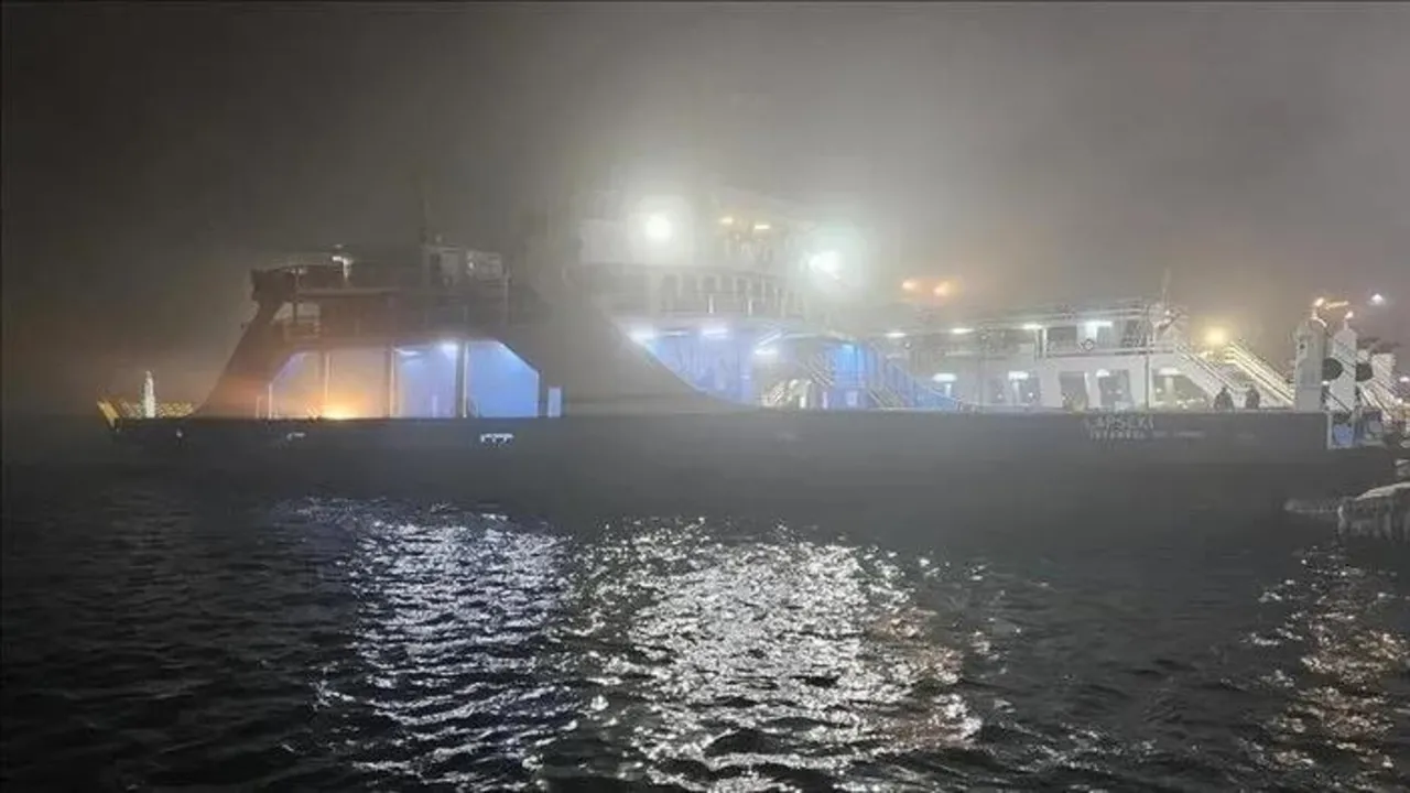 Çanakkale Boğazı’na sis engeli!