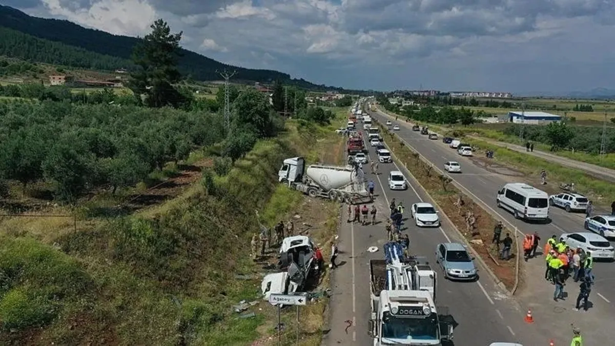 Gaziantep İslahiye'de 9 kişinin hayatını kaybettiği kazanın bilirkişi raporu ortaya çıktı! Hız limiti aşılmış frene basılmamış