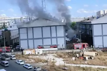 Başakşehir’de korkutan yangın durduruldu