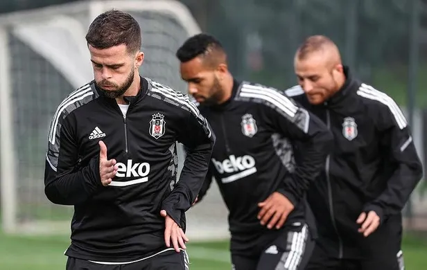 Beşiktaş’ın Sporting Lizbon karşılaşması kamp kadrosu belli oldu: Eksikler var