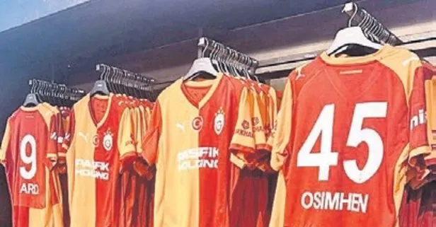 Cimbom formaları tanıttı! Osimhen detayı
