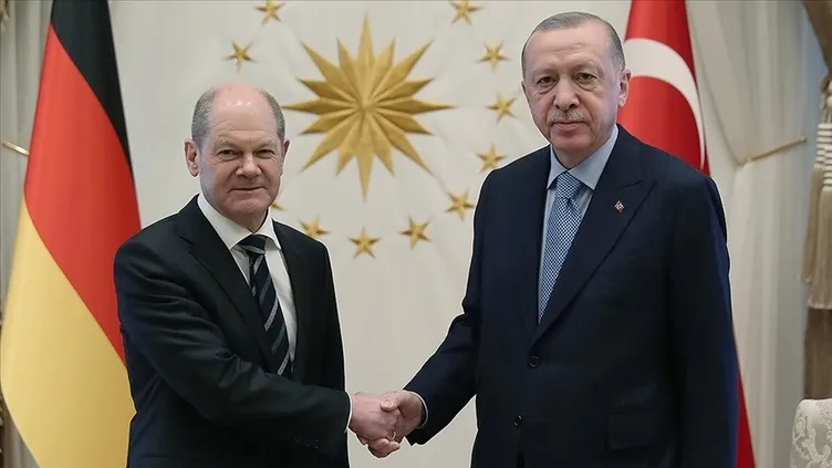 Başkan Erdoğan, Almanya Başbakanı Scholz ile görüştü!