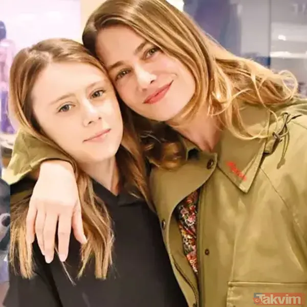 Kardelenler’in Hicran’ı Ayda Aksel bakın hangi ünlü oyuncunun annesi çıktı! Meğer anne-kız… - 24