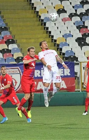 Samsun 9 kişiyle puanı kaptı (Yurttan ve dünyadan spor gündemi)
