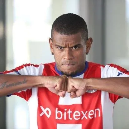 fenerbahce-antalyanin-super-sambacisi-fernando-icin-devreye-girdi-1653692020942.jpeg Fenerbahçe Antalya'nın süper sambacısı Fernando için devreye girdi-2