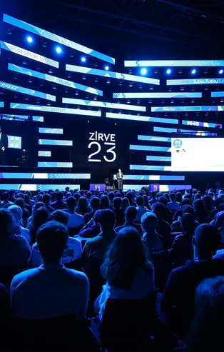 Zirve 23 15 Ekim 2022 Cumartesi günü Volkswagen Arena'da gençlerle buluşuyor
