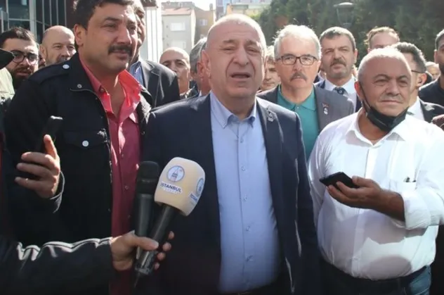 Irkçı Ümit Özdağ'dan muhabirin sorusuna mantıksız cevap: O zaman yurt dışından değil, Türkiye'den sanatçı getirilirdi