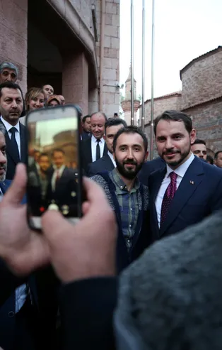 Bakan Albayrak, Bursa'da ziyaretlerde bulundu