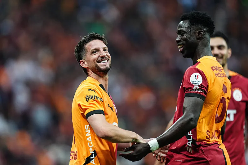 Jose Mourinho'nun gözdesi Galatasaray'a! Transferde ilk temas kuruldu - 12