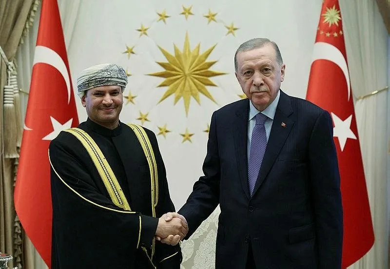 Başkan Recep Tayyip Erdoğan, Umman Büyükelçisi Saif Rashid Saif Al Jahwari ve beraberindekileri kabul etti. 