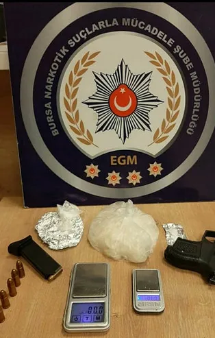 Bursa'da uyuşturucu operasyonu: 3 gözaltı