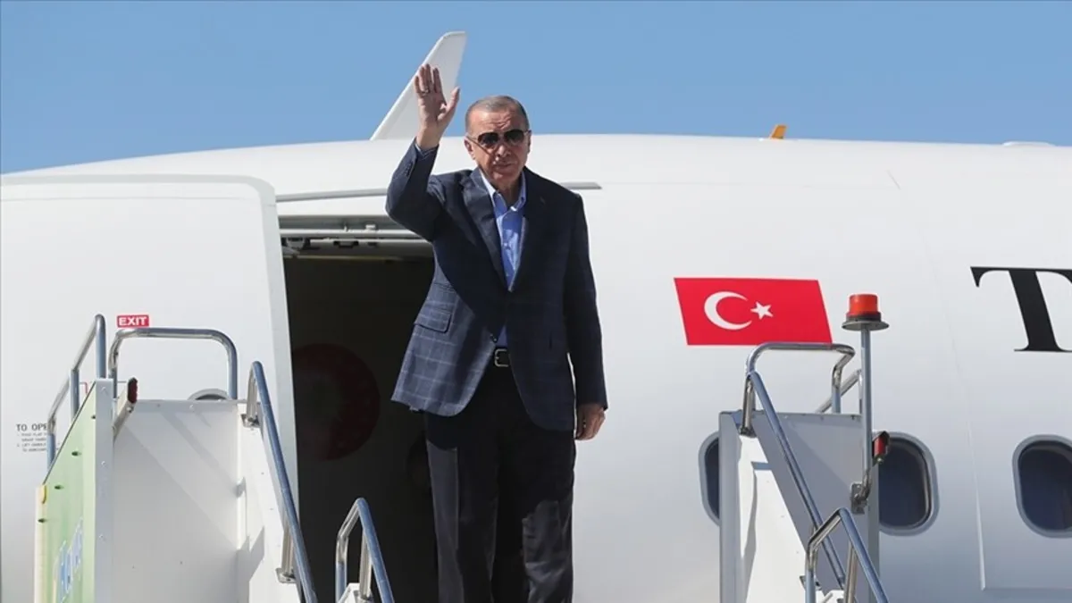Başkan Recep Tayyip Erdoğan Çin'e gitti! Şanghay İşbirliği Örgütünün 25. Devlet Başkanları Konseyi Zirvesi'ne katılacak