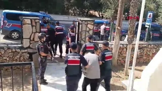 1787588340180.jpeg Aydın'da MİT personeli süsü verip vatandaşları korkuttular: 7 tutuklama-3