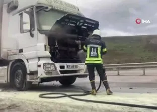 Erzurum’da seyir halindeki tırda yangın!