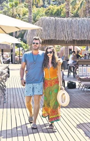 Kıvanç Tatlıtuğ sosyetenin kapısını çaldı