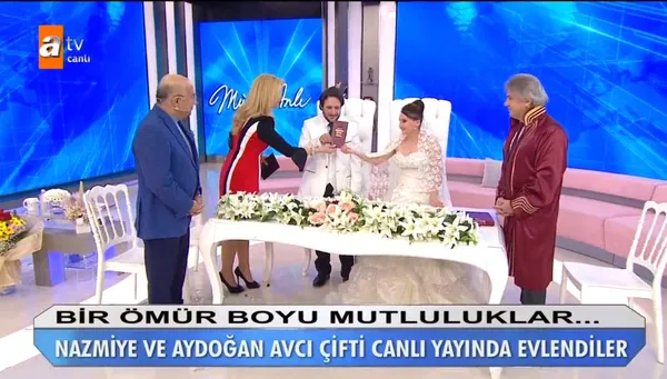 Müge Anlı canlı yayında nikah kıydı! 31 Aralık-2