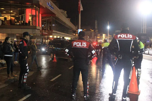 İstanbul polisinden dev uygulama! Kuş uçurtmadılar-1
