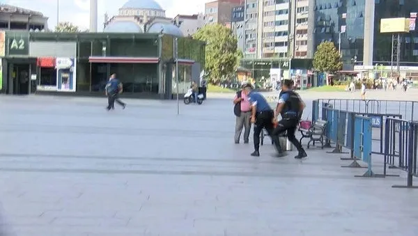 istanbul-adliyesinde-hareketli-anlar-silah-sesleri-duyuldu-1599661899048.jpg İstanbul Adliyesi'nde hareketli anlar! Silah sesleri duyuldu-1