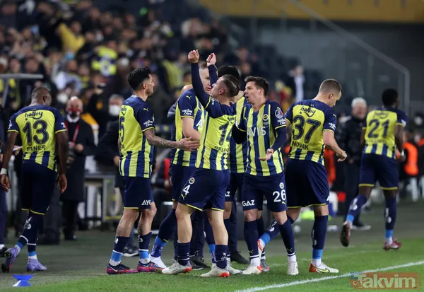 Fenerbahçe-Yeni Malatyaspor maçı sonrası Ali Koç'a tepkiler dinmiyor: Getiremezse koşarak kaçacak - 10