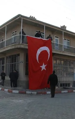 Şehit babasından yürek dağlayan soru
