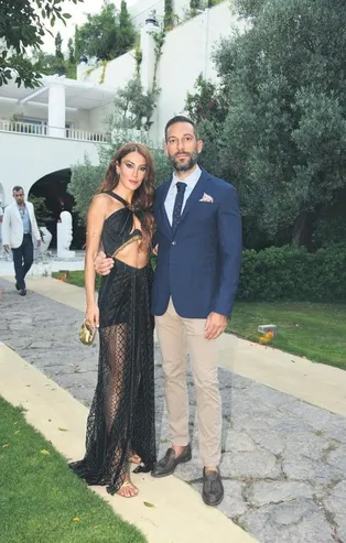 Merve Oflaz ile Allan Hakko önce aşklarını şimdi de dostluklarını bitirdi | Saklambaç haberleri