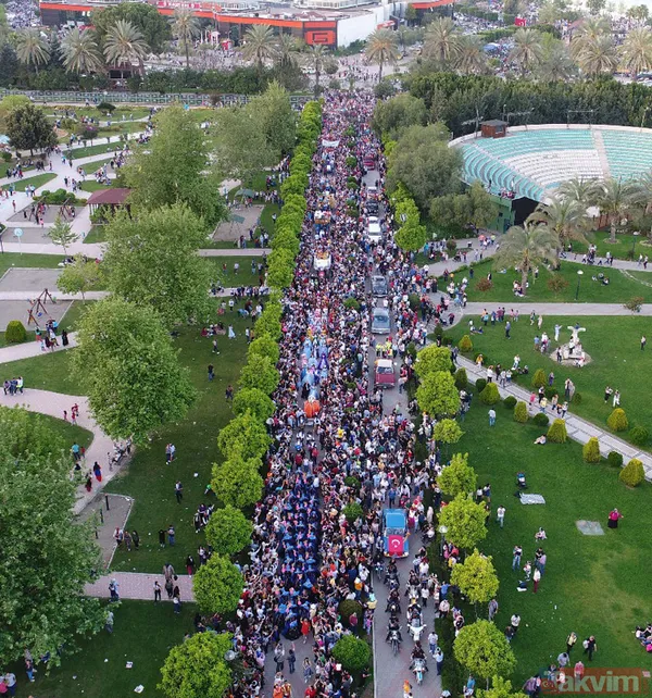 7’nci Portakal Çiçeği Karnavalı için Adana'ya binlerce kişi akın etti - 2