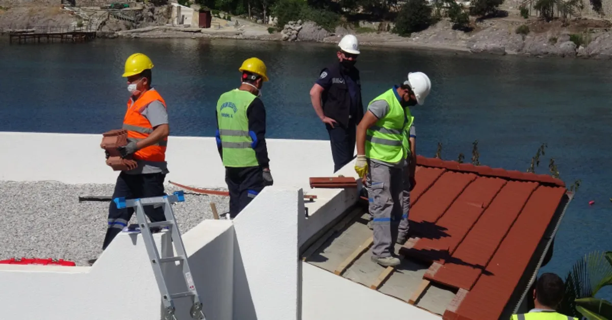 Bodrum Belediyesi’nin yıkım tiyatrosu! Sözcü yazarı Yılmaz Özdil’in kaçak villasını...