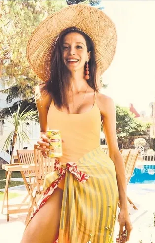 Hepsi Grubu'nun solisti Cemre Kemer'e hamilelik ağır geldi: Burnum büyüdü, cildim bozuldu sinirliyim