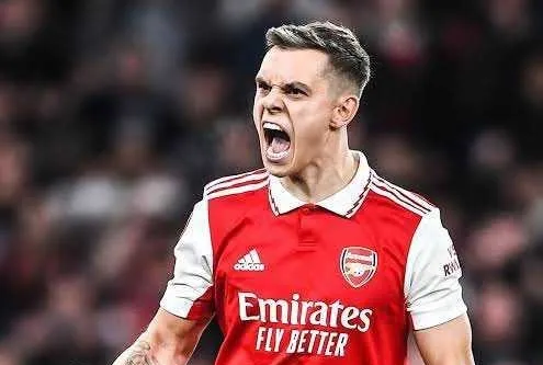 Galatasaray’da Barış yerine Trossard!