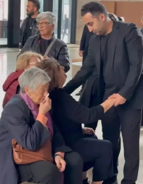 Büyük Hilmi'ye veda! Şinasi Yurtsever son yolculuğuna uğurlanıyor! - 5