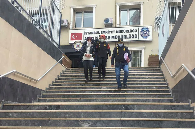 SON DAKİKA: İstanbul'da film gibi olay! Sosyal medya aşkı 93 bin 500 lirasına mal oldu!