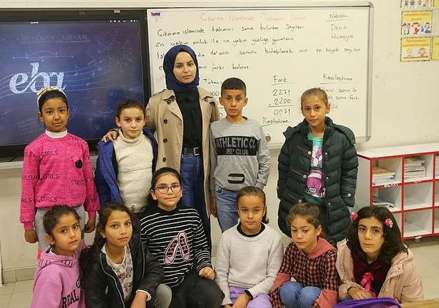 iste-sehit-ogretmen-aysenur-alkanin-son-derste-yazdigi-notlar-1669805295743.jpeg İşte şehit öğretmen Ayşenur Alkan'ın son derste yazdığı notlar!-5