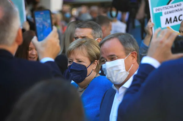 almanyada-merkel-donemi-sona-eriyor-sonucu-turk-oylari-belirleyecek-1632632370470.jpg Almanya'da Merkel dönemi sona eriyor! Sonucu Türk oyları belirleyecek-5