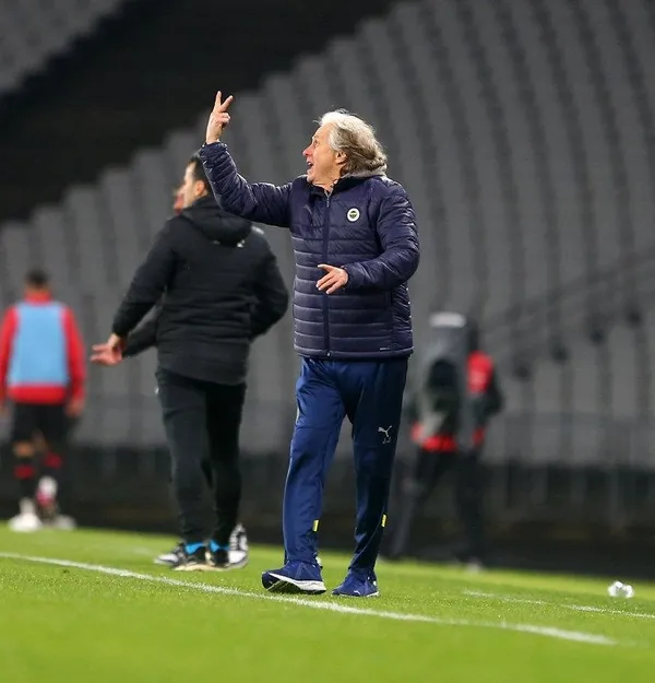 portekizli-hocayla-ilgili-sok-edici-iddialar-jesusun-oyunu-mu-1681503564578.jpeg Portekizli hocayla ilgili şok edici iddialar: Jesus’un oyunu mu?-6