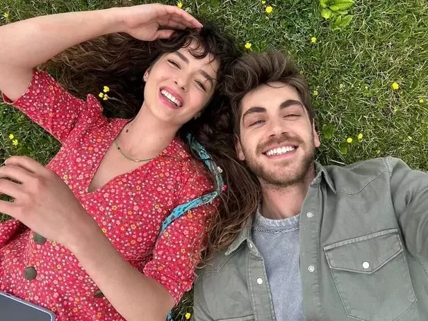 vermem-seni-ellere-2-bolum-atv-canli-izle-25-haziran-2023-vermem-seni-ellere-tek-parca-atv-youtube-canli-yayin-1687711334564.jpeg Vermem Seni Ellere 2. bölüm ATV İZLE! 25 Haziran 2023 Vermem Seni Ellere tek parça izle...-2